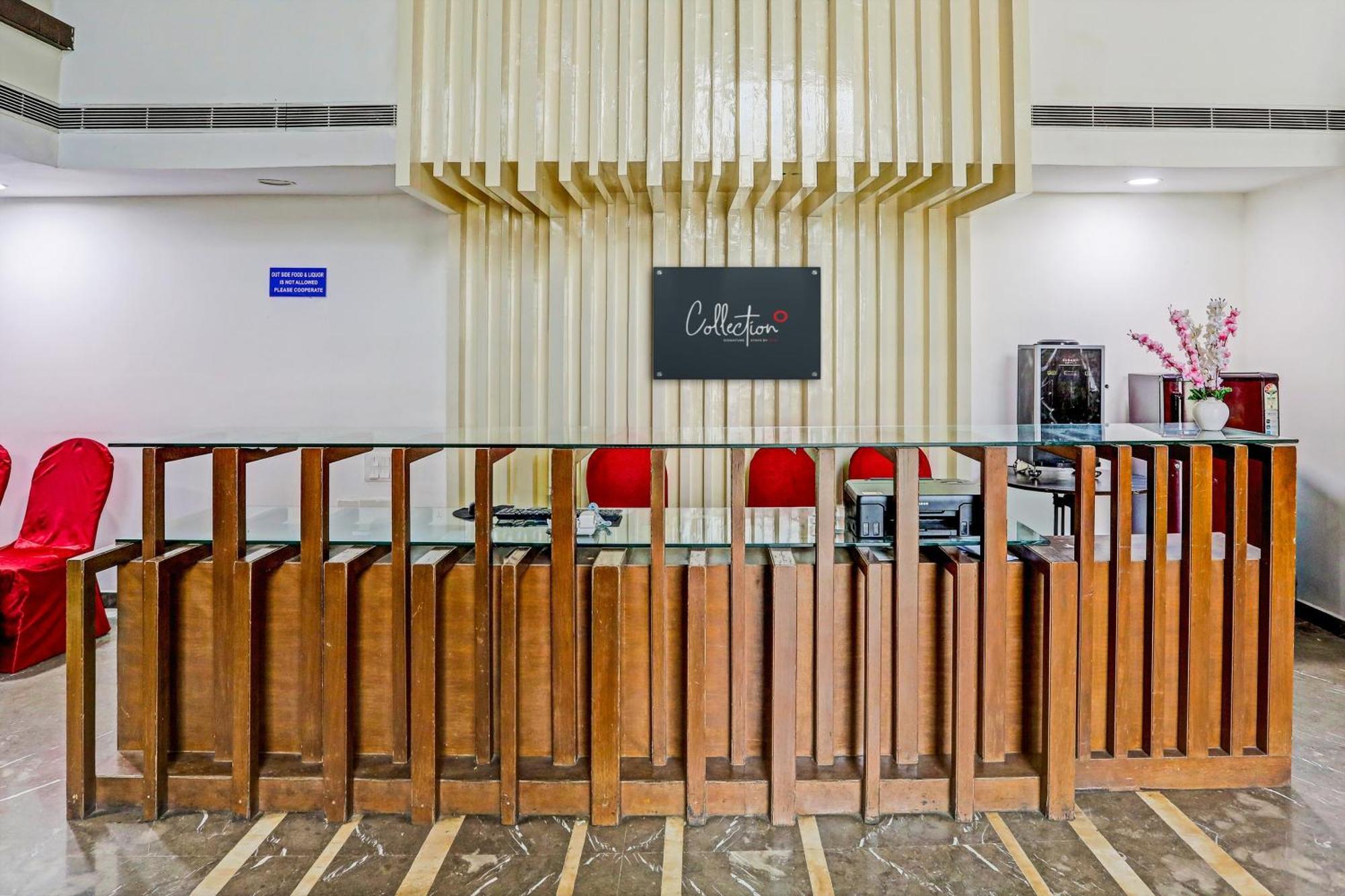 Capital O Surabhi Elite Near Miraj Cinemas - Shalini Shivani Sururnagar Exterior photo